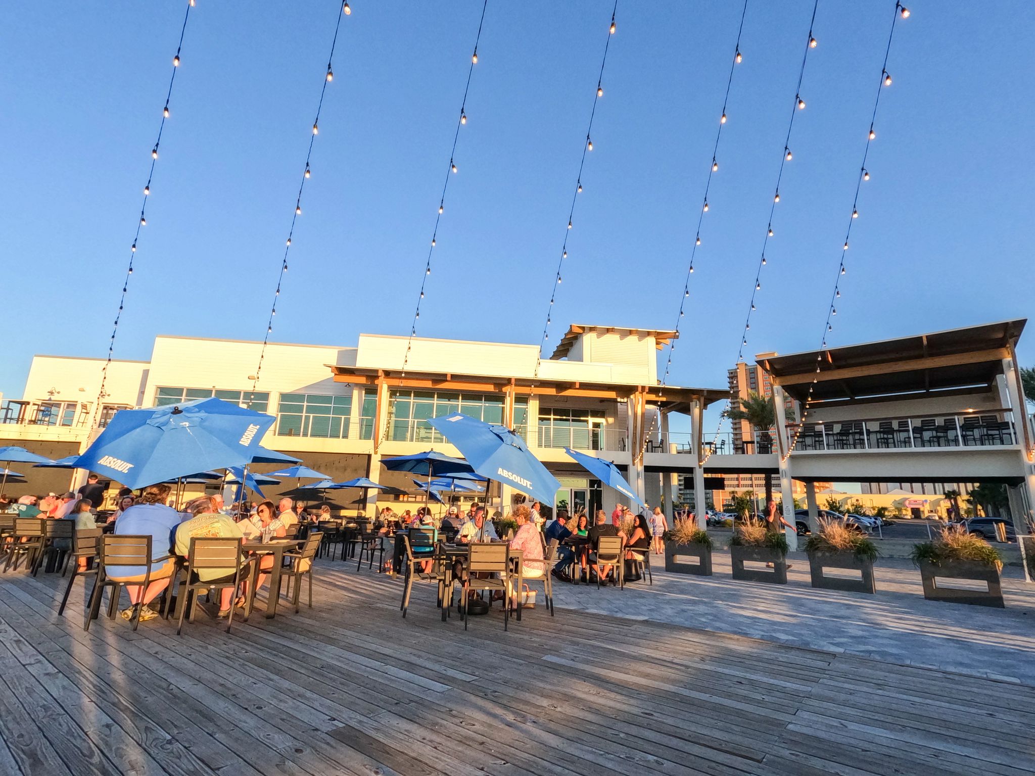 Outdoor Dining Spots Gulf Shores & Orange Beach