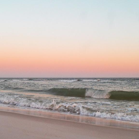 Discovering the Beauty of Sunset Orange Beach, AL: A Travel Guide