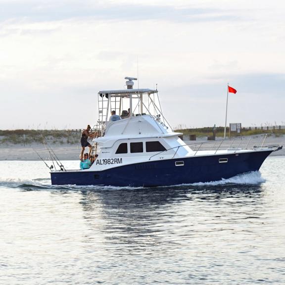 Boating at The Pass