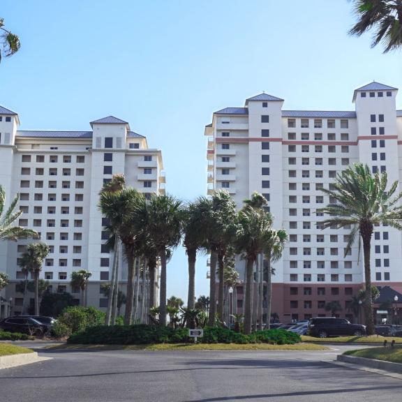 The Beach Club Resort in Fort Morgan, waterfront lodging in Gulf Shores